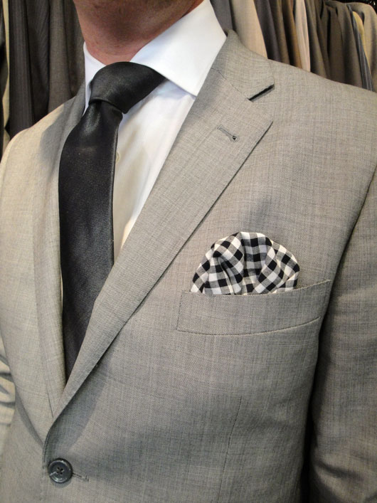 styling-checked-pocket-squares-for-men