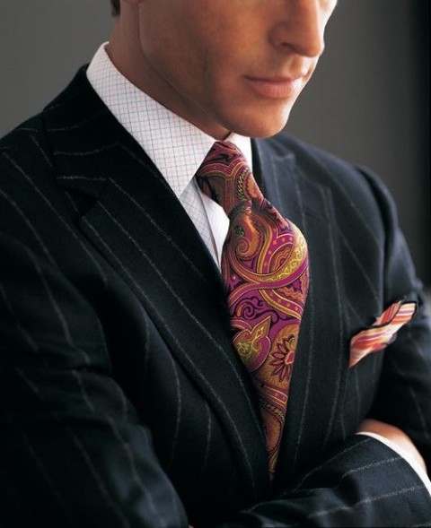 styling-paisley-ties-for-men