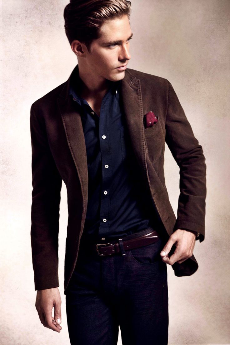 brown-blazer-black-pants-smart-casual-style-for-men