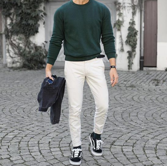 Styling-green-epidote-beaded-bracelet-with-men's-green-sweater